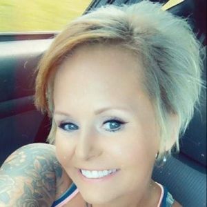 Meet your Posher, Casey